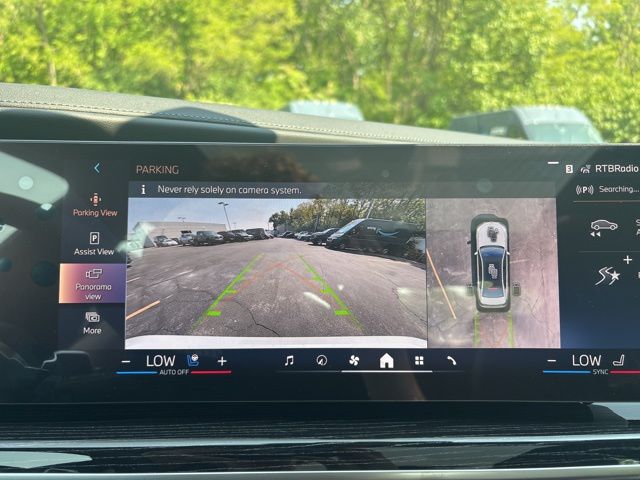 2025 BMW 740I - Image 37