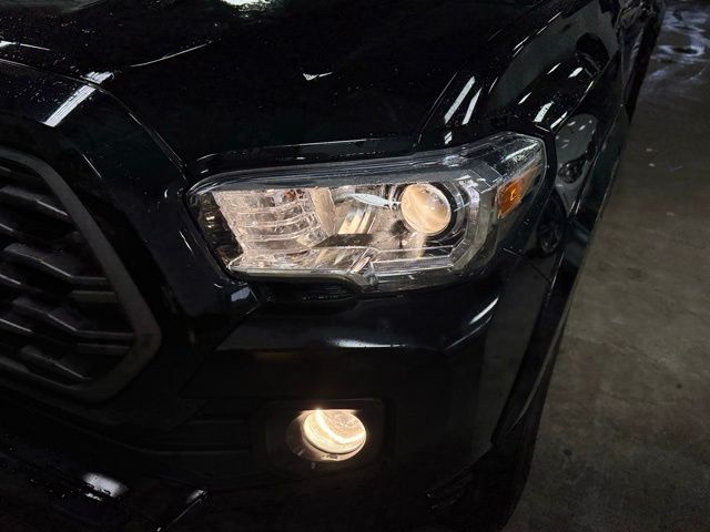 2022 TOYOTA TACOMA - Image 2