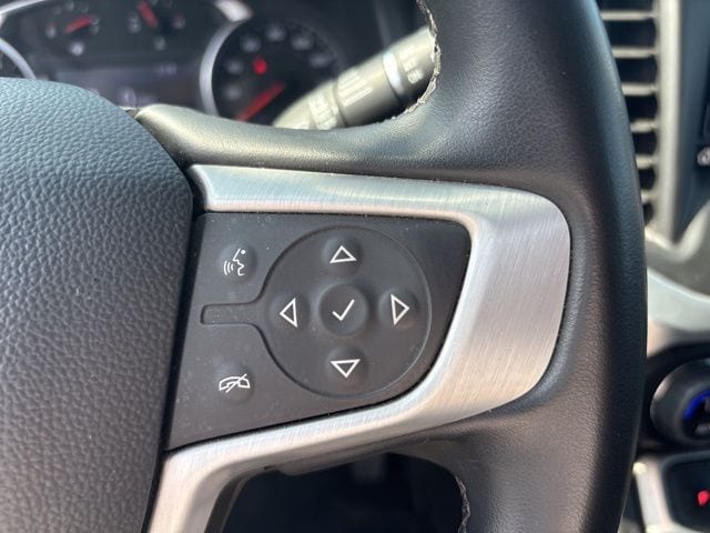 2023 GMC ACADIA - Image 24