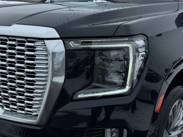 2021 GMC YUKON - Image 7