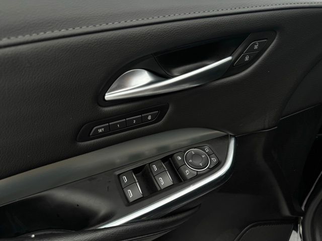 2023 CADILLAC XT4 - Image 12