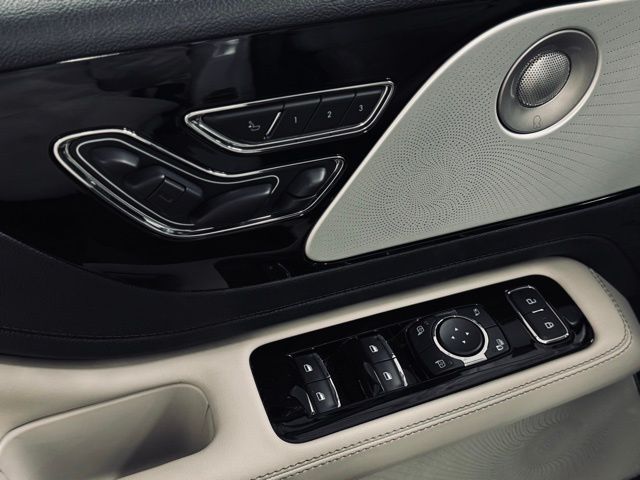 2025 LINCOLN AVIATOR - Image 14