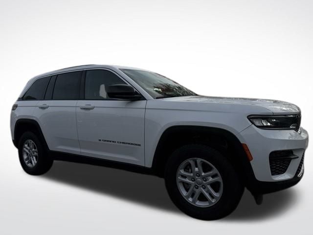 2023 JEEP GRAND CHEROKEE - Image 4