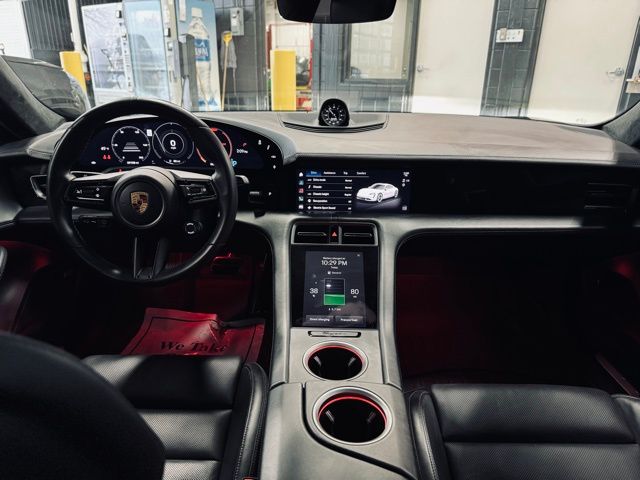 2020 PORSCHE TAYCAN - Image 24