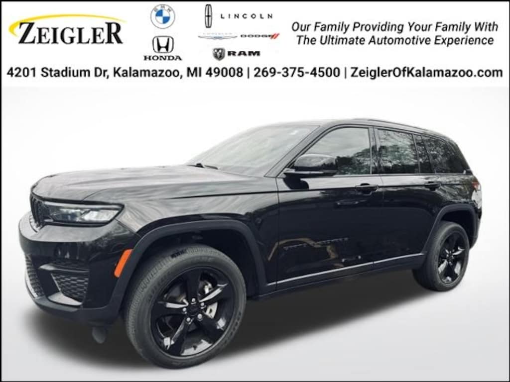 Used 2022 Jeep Grand Cherokee Laredo SUV