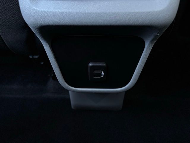 2023 GMC TERRAIN - Image 19