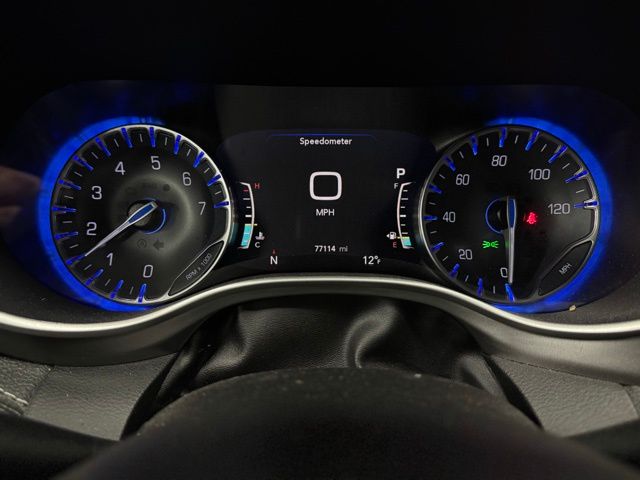 2022 CHRYSLER PACIFICA - Image 32