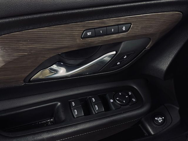 2023 GMC TERRAIN - Image 13