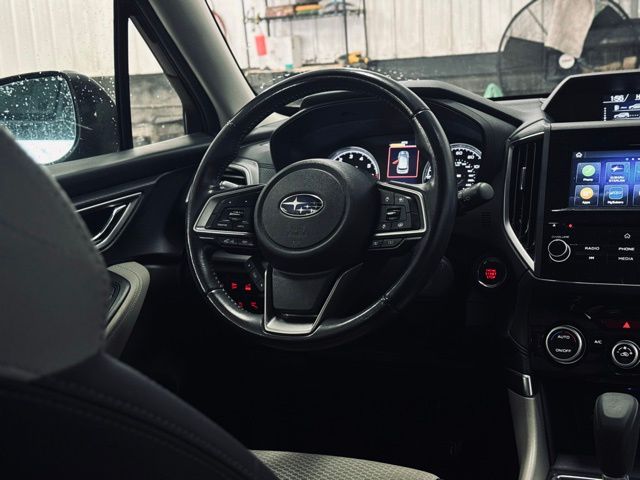 2022 SUBARU FORESTER - Image 17