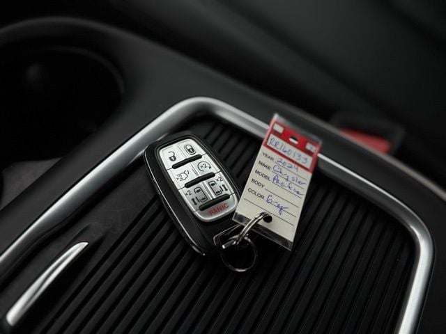 2024 CHRYSLER PACIFICA - Image 39