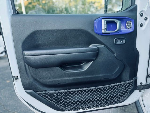 2020 JEEP WRANGLER - Image 12