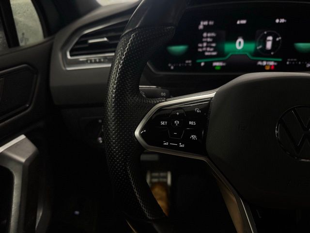 2022 VOLKSWAGEN TIGUAN - Image 26