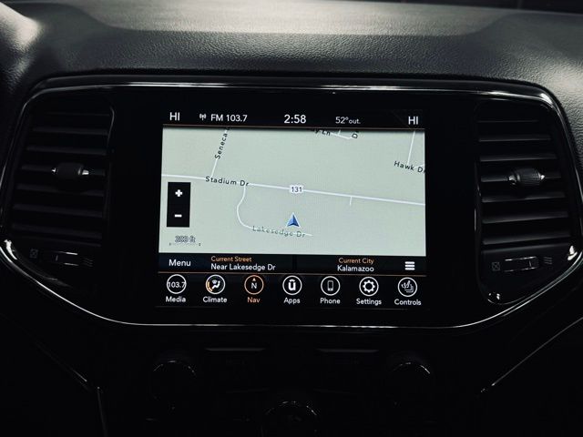 2022 JEEP GRAND CHEROKEE - Image 35