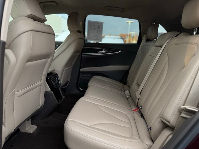 2023 LINCOLN NAUTILUS - Image 20