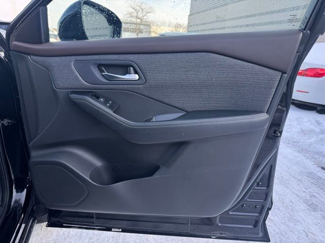 2023 NISSAN ROGUE - Image 12