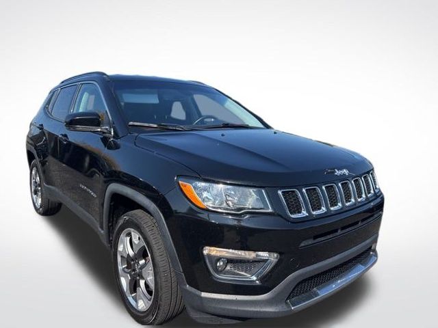 2018 Jeep Compass Limited photo 2