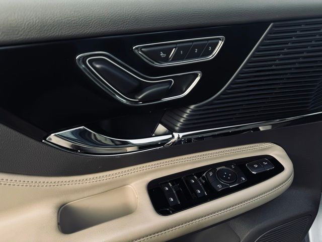 2022 LINCOLN CORSAIR - Image 14