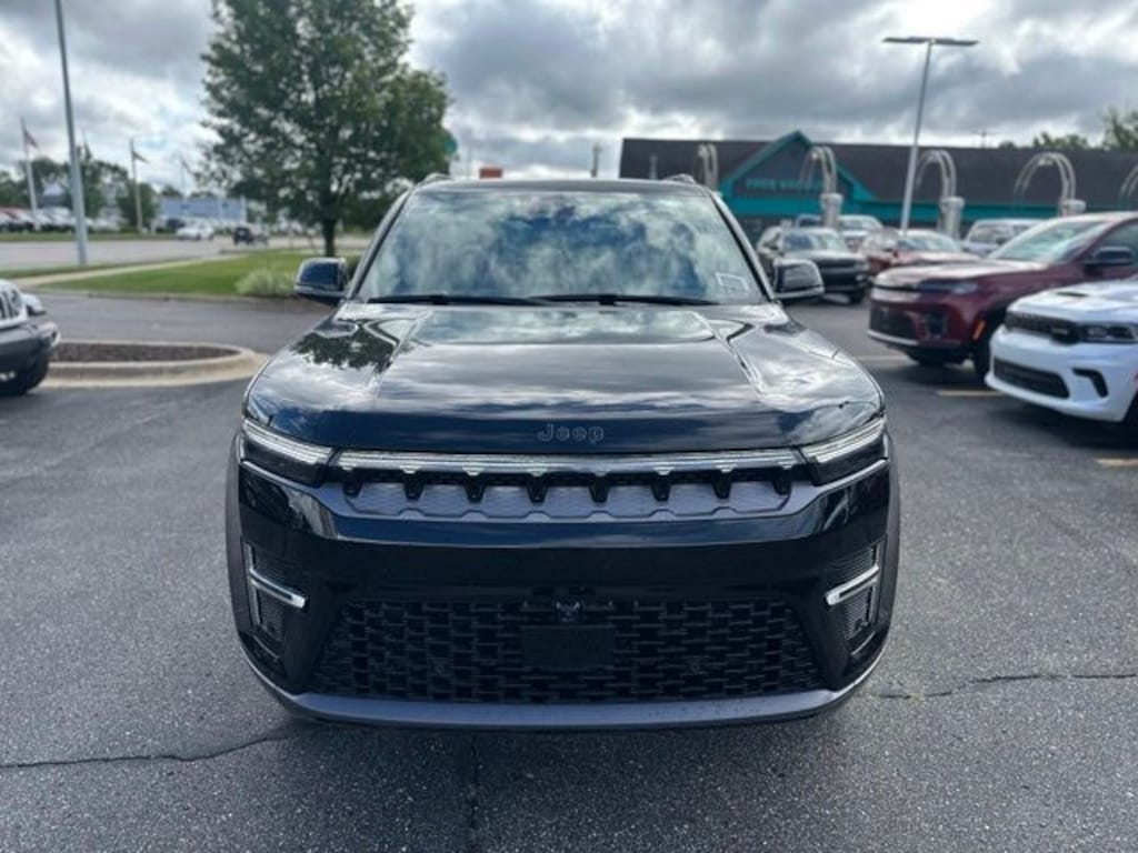 New 2026 Jeep Grand Wagoneer Summit SUV