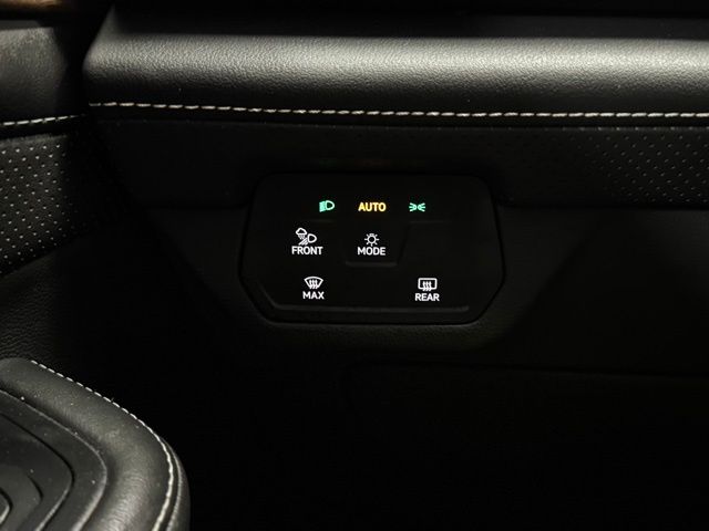 2025 VOLKSWAGEN ATLAS - Image 29