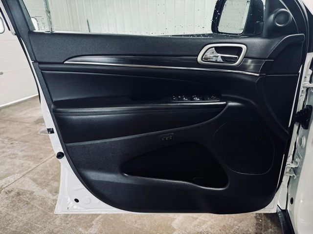 2022 JEEP GRAND CHEROKEE - Image 13