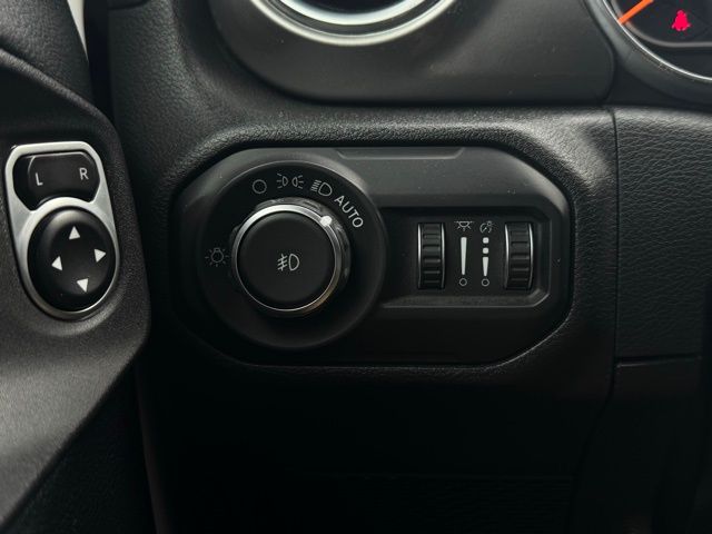 2018 JEEP WRANGLER - Image 30