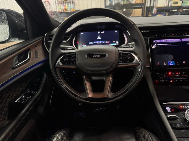 2025 JEEP GRAND CHEROKEE - Image 25