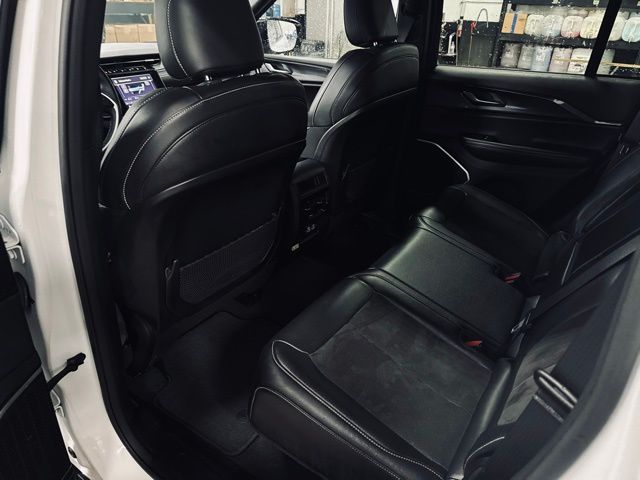 2022 JEEP GRAND CHEROKEE - Image 19