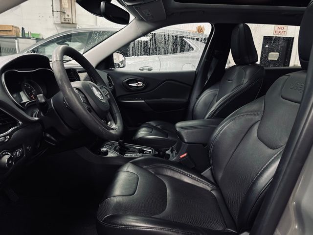 2022 JEEP CHEROKEE - Image 17