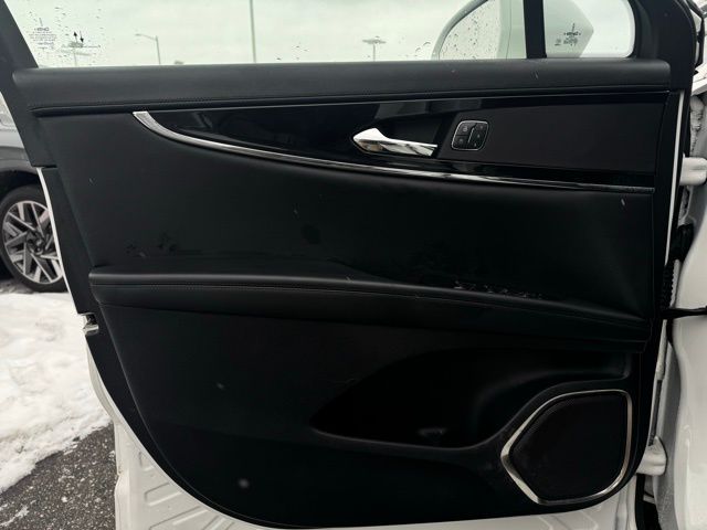 2022 LINCOLN NAUTILUS - Image 13