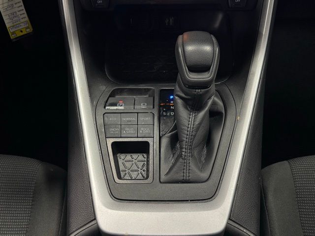 2024 TOYOTA RAV4 - Image 27