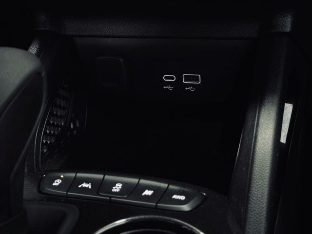 2025 CHEVROLET TRAILBLAZER - Image 30