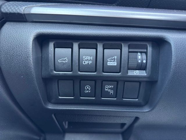 2023 SUBARU FORESTER - Image 30