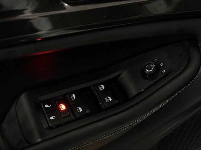 2023 JEEP GRAND CHEROKEE - Image 13