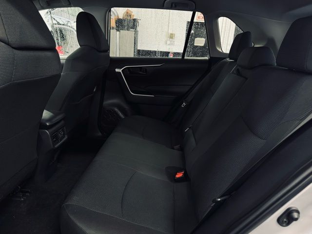 2025 TOYOTA RAV4 - Image 16