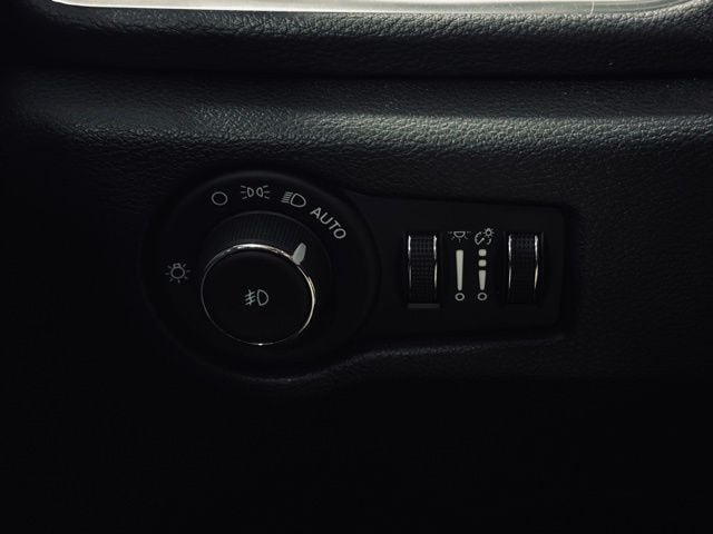 2025 CHRYSLER PACIFICA - Image 37