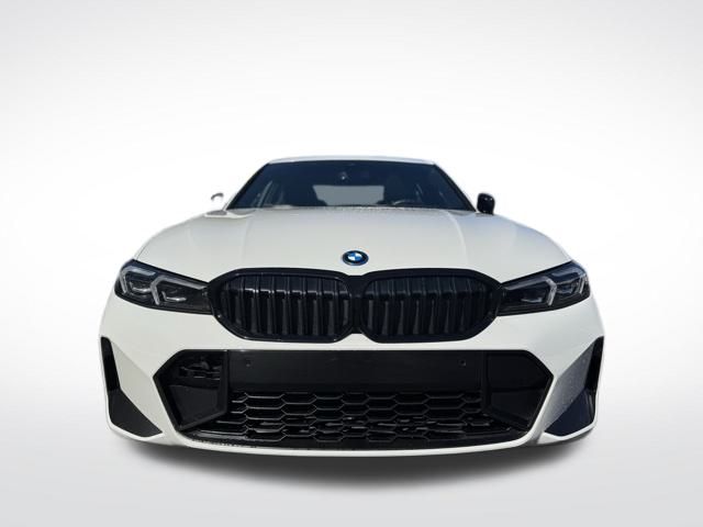 2023 Bmw 330e xDrive photo 2