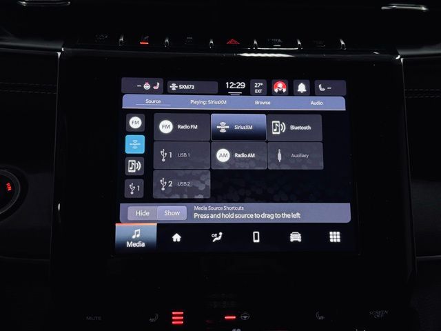 2023 JEEP GRAND CHEROKEE - Image 32