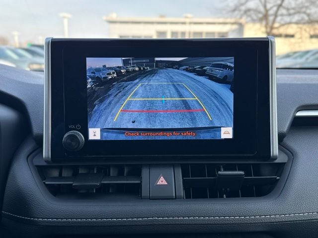 2024 TOYOTA RAV4 - Image 32