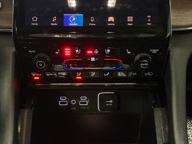 2025 JEEP GRAND CHEROKEE - Image 32