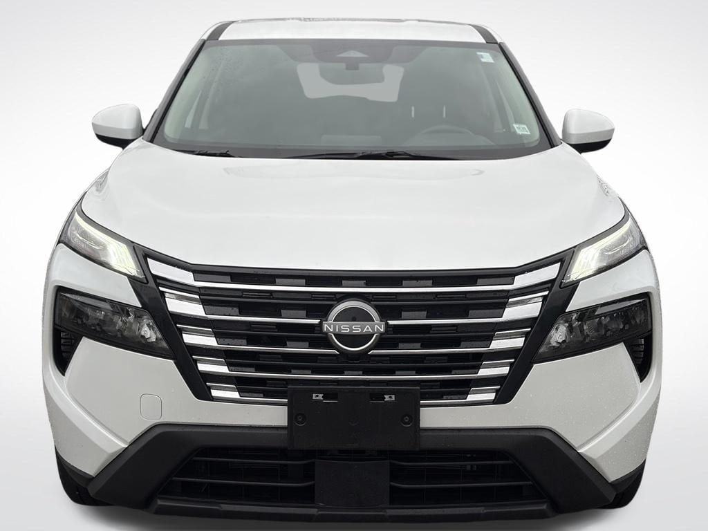 Used 2025 Nissan Rogue SV SUV