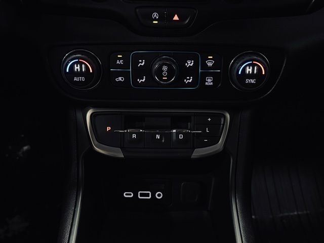 2023 GMC TERRAIN - Image 34