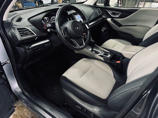2022 SUBARU FORESTER - Image 18