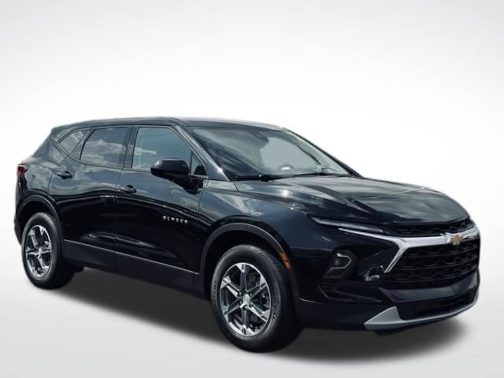 Used 2025 Chevrolet Blazer LT w/2LT SUV