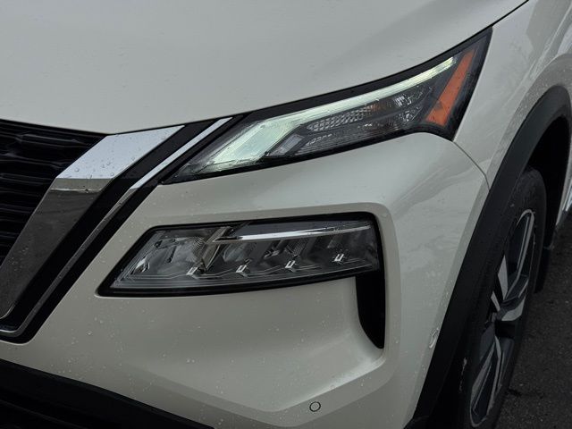 2023 NISSAN ROGUE - Image 2