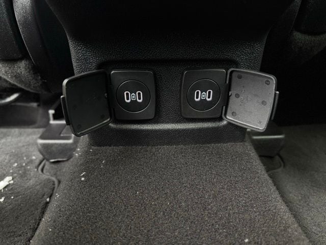 2024 LINCOLN CORSAIR - Image 25