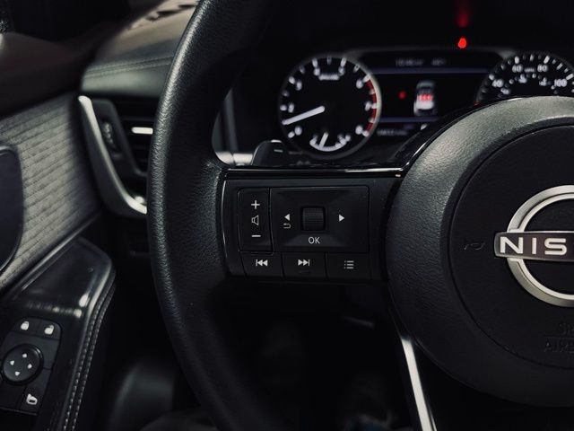 2023 NISSAN ROGUE - Image 23