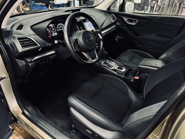 2023 SUBARU FORESTER - Image 17