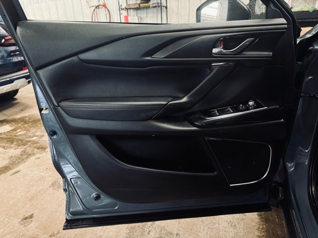 2023 MAZDA CX-9 - Image 13