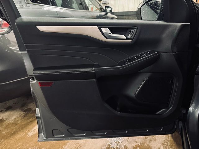 2022 FORD ESCAPE - Image 13