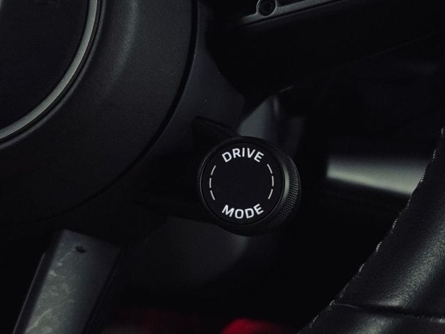 2020 PORSCHE TAYCAN - Image 30